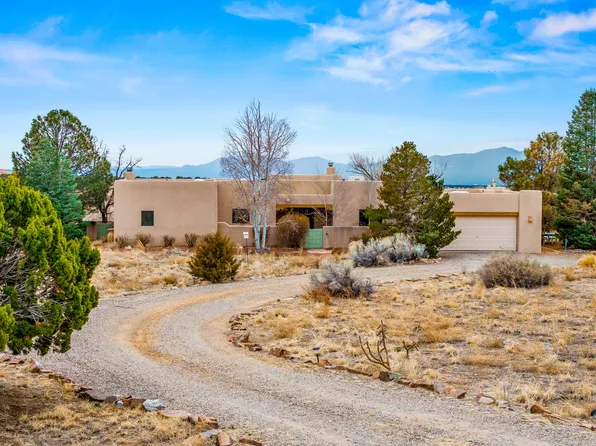 38 Carissa Rd, Santa Fe, NM 87508