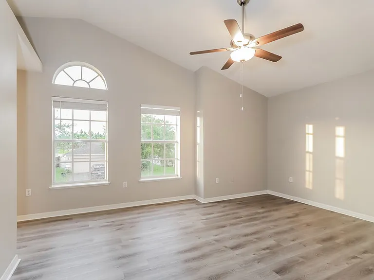 30338 Rattana Ct — Photo 9