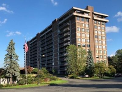 910 Ferncroft Towers #910, Middleton, MA, 01949