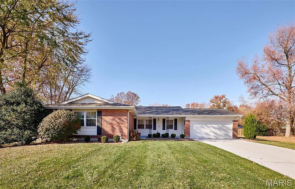 4 bed, 3.0 bath, 3456 sqft, $3,650 — Photo 1