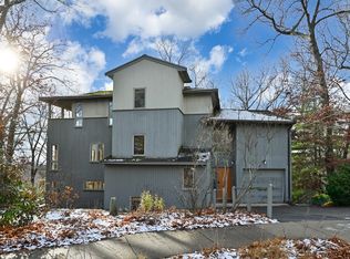 55 Grove Hill Park, Newton, MA 02460