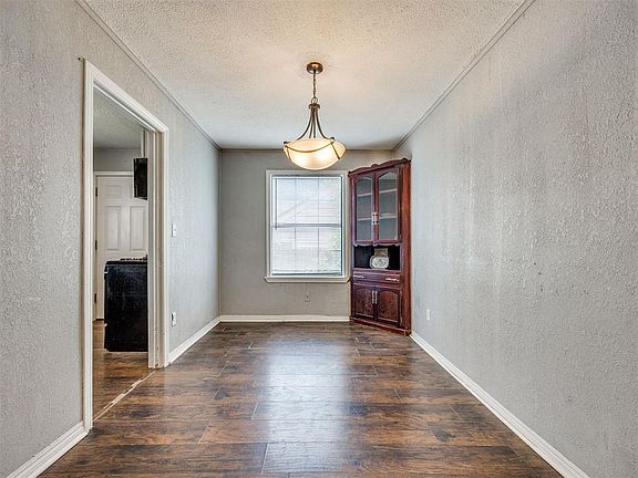 5th image of 3112 NW 28th St