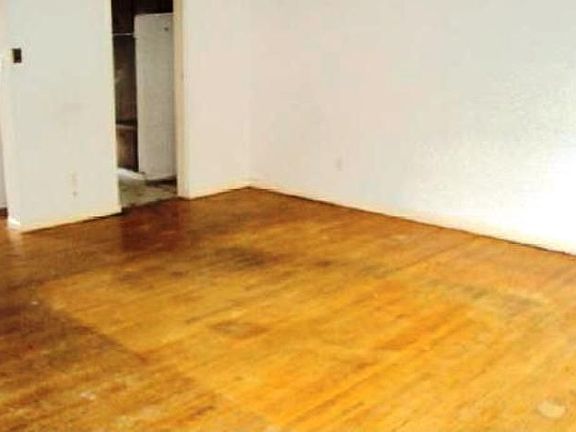 4th image of 1624 Coleman St