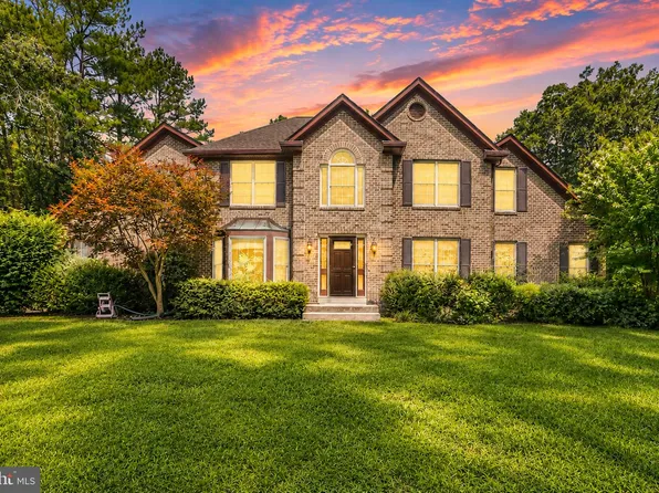 13550 Forest Pl, Hughesville, MD 20637