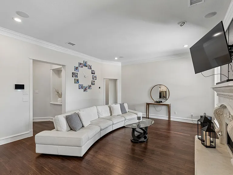 3605 Whitehaven Dr — Photo 11
