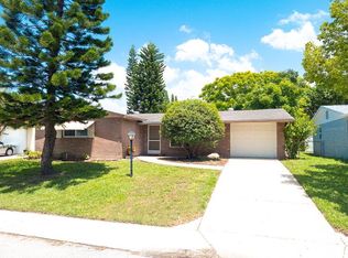 9230 Crabtree Ln, Port Richey, FL 34668