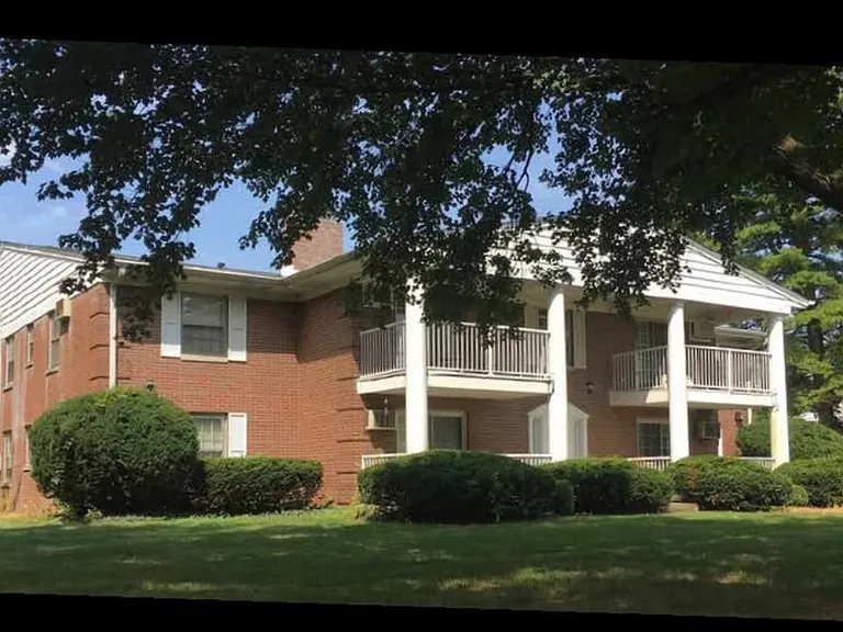6768 S East St — Photo 1