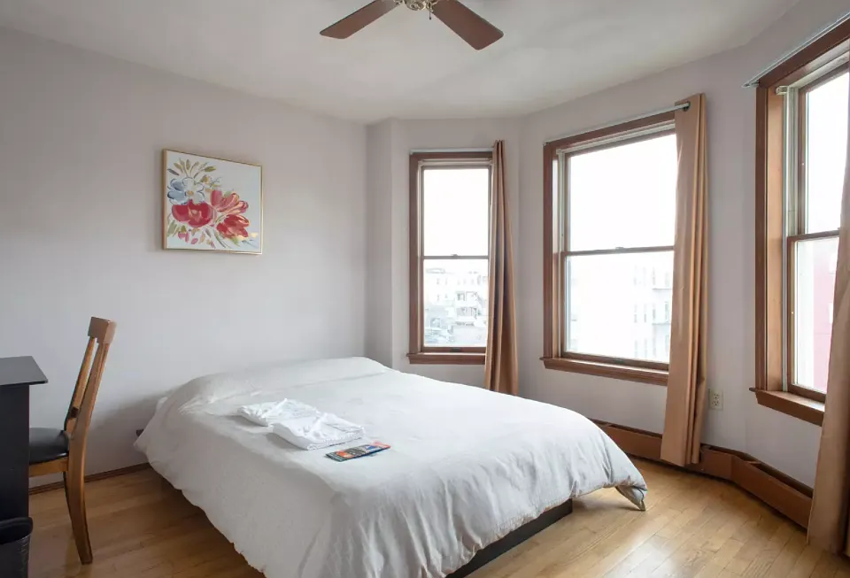 28 Orleans St #3-5