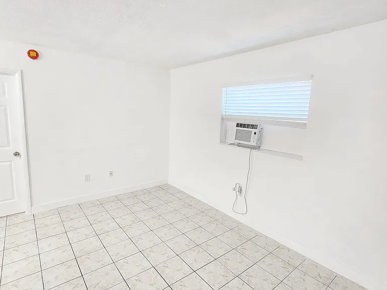 Buena Ventura — Photo 8