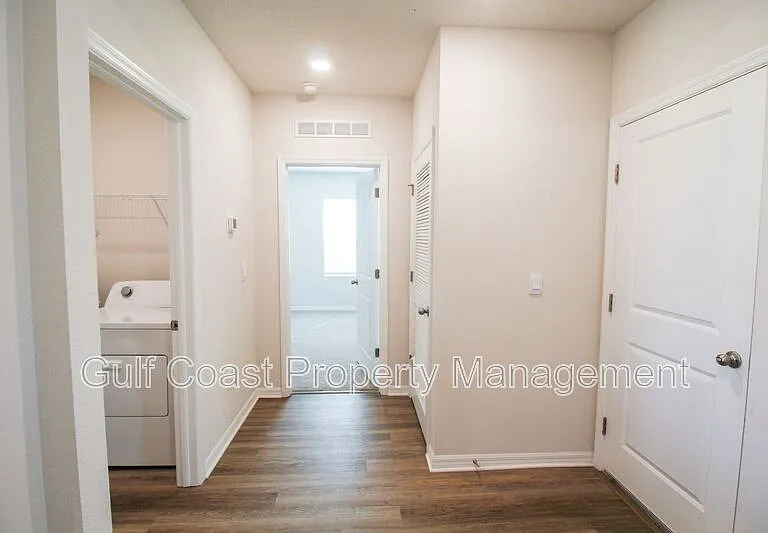 18121 Metado Dr — Photo 12