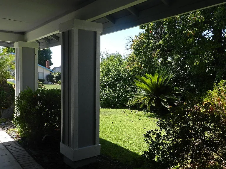 25261 Arcadian Ave — Photo 3