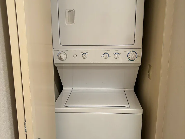 4020 Aurora Ave N #212 — Photo 9