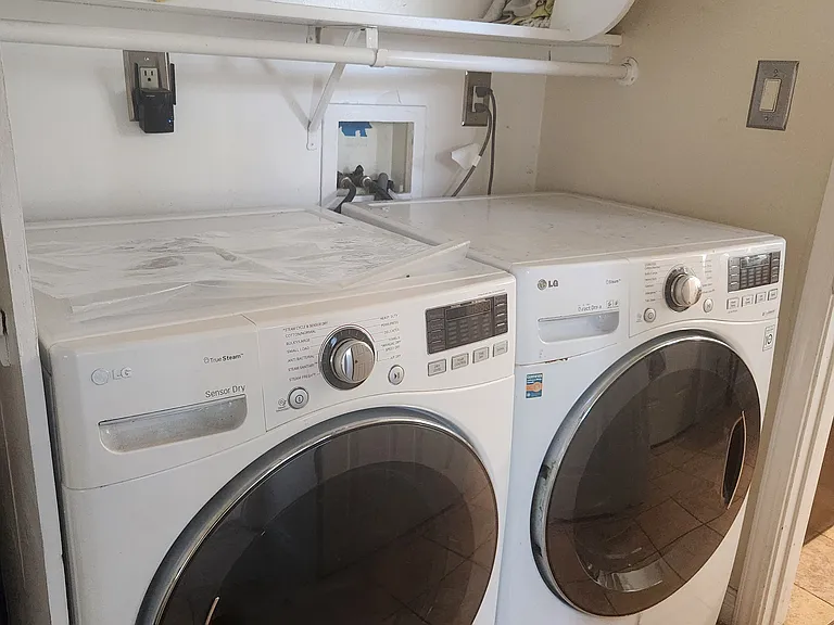4312 Walton Ave #1 — Photo 9