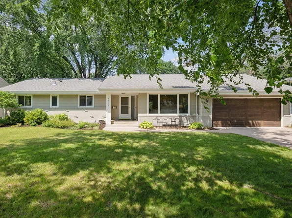 4412 Fondell Dr, Edina, MN 55435