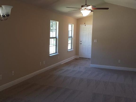3rd image of 478 Evening Falls Dr