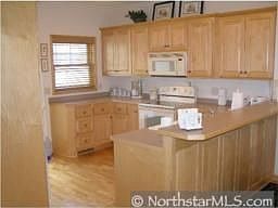 5th image of 754 Parkside Ln NE