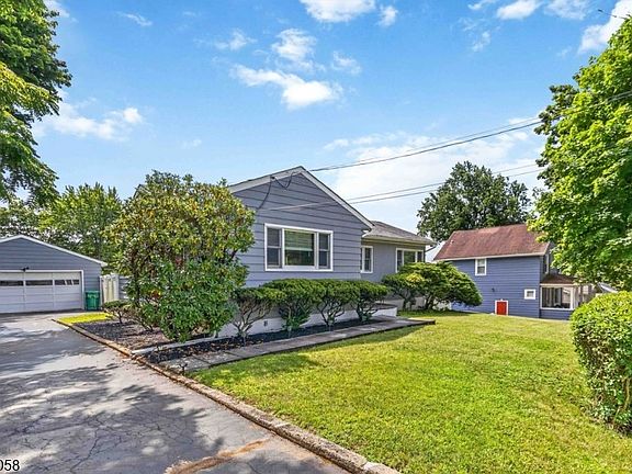3rd image of 22 Highland Ave