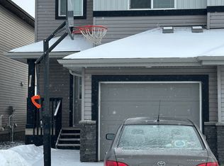 2001 118th St SW, Edmonton, AB T6W 0E4