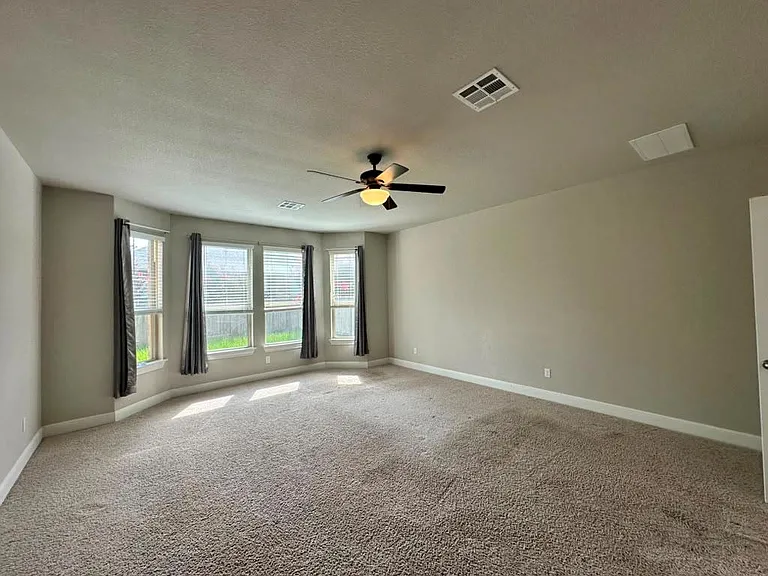 3004 Desert Shade Bnd — Photo 30