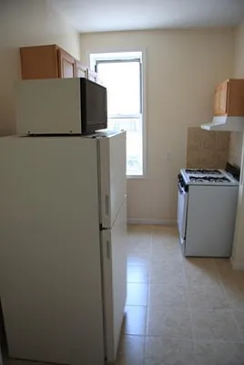 Rented by Lang Realty LLC | media 8