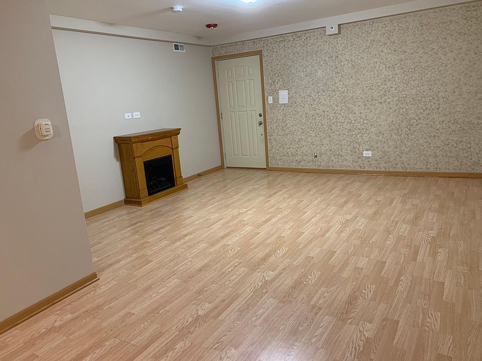 2nd image of 10441 Natoma Ave