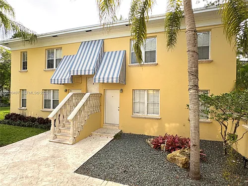 3375 Franklin Ave #D Photo 1