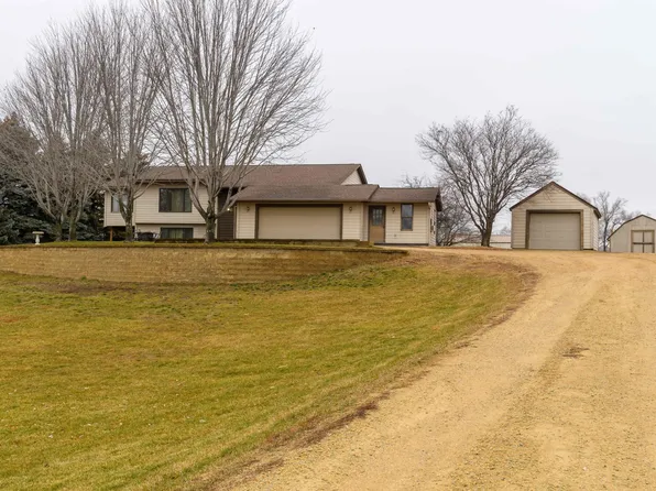 20825 Dubarry Trl, Farmington, MN 55024
