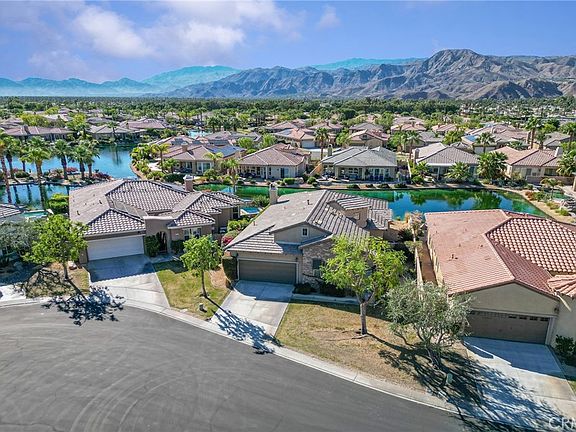 4th image of 7 Lake Como Ct