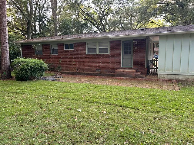 1803 Rosedale Dr — Photo 6