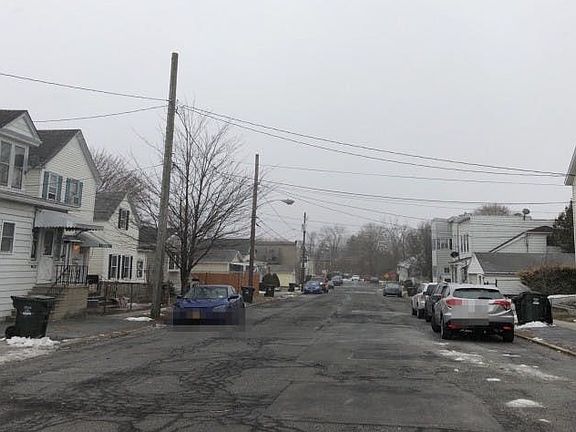 3rd image of 29 West St