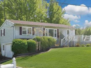 9 Merriewold Lane S, Monroe, NY 10950