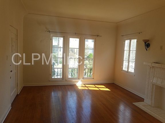 3rd image of 424 1/2 N Sierra Bonita Ave