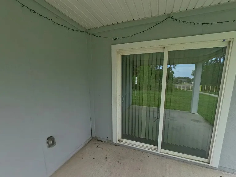 70409 Winding River Dr — Photo 27