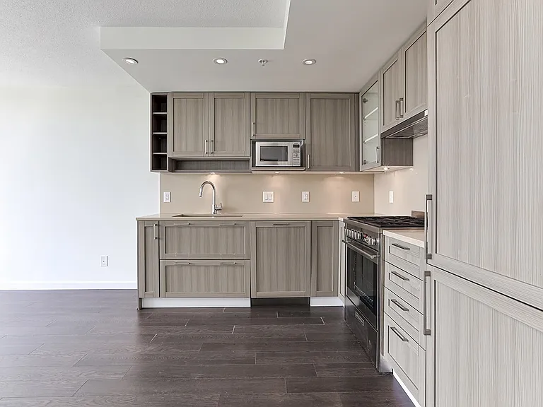 5665 Boundary Rd #1510 — Photo 13