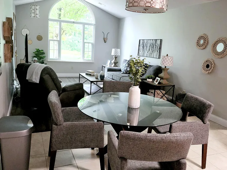 526 Kalchris Ln — Photo 7