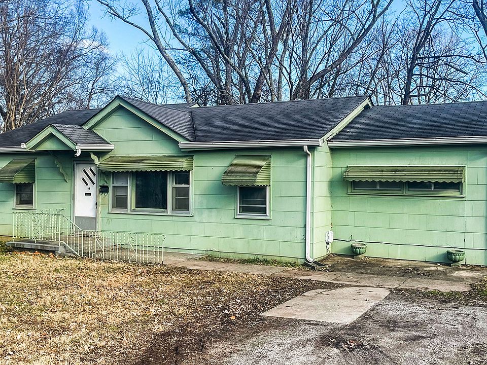 1st image of 1006 Hillcrest Dr