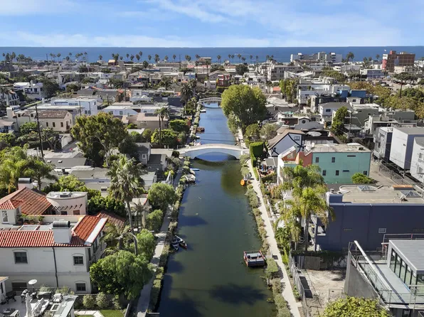 419 Carroll Canal, Venice, CA 90291