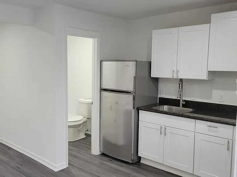4312 Crane St #11 — Photo 7