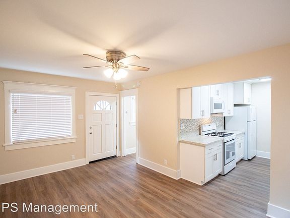 3rd image of 1460 Gaviota Ave APT 9