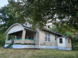 993 Lakeway Dr, Russell Springs, KY 42642