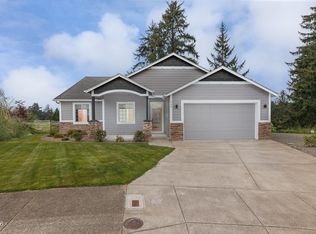 880 NE Jeffries Ct, Newport, OR 97365