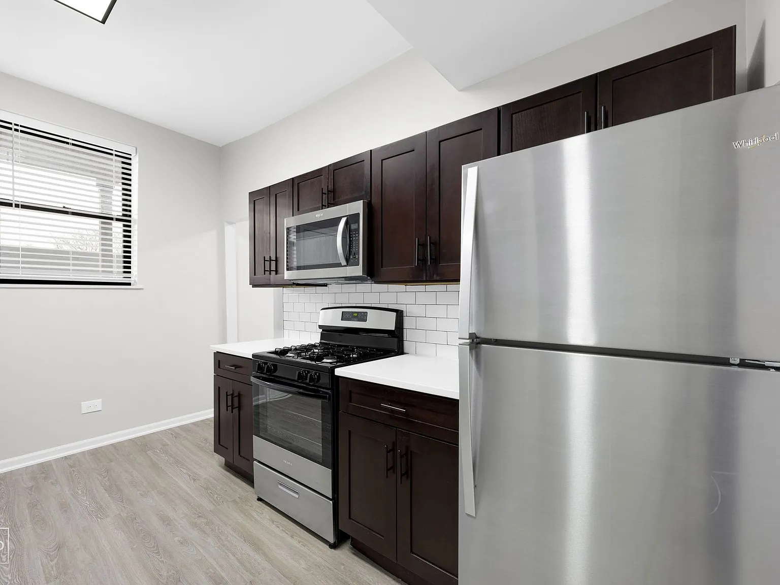 5019 S St Lawrence — Photo 3