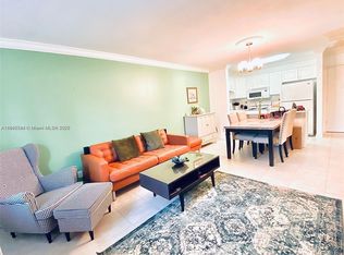 1520 McKinley St #216EAST, Hollywood, FL 33020