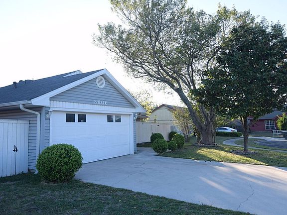 2nd image of 3606 Holbert Dr