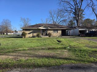 110 W Curran St, Des Arc, AR 72040