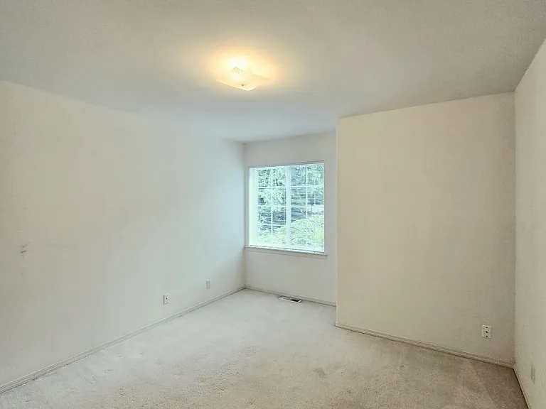 101 Mockingbird Ln — Photo 14
