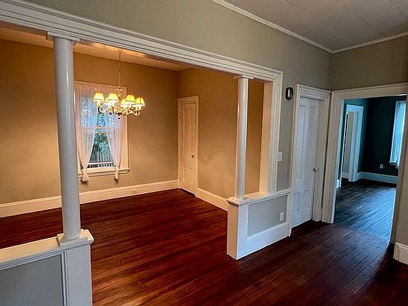 4th image of 67 Barrows St