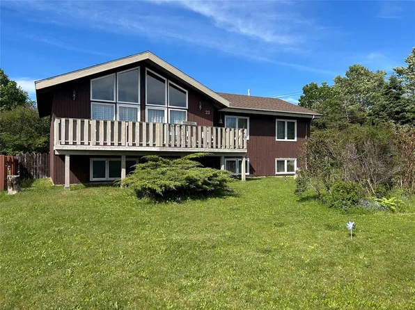22 MacNeil Crescent, Stephenville, NL A2N3E3