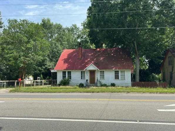 1815 4th Ave N, Clanton, AL 35045