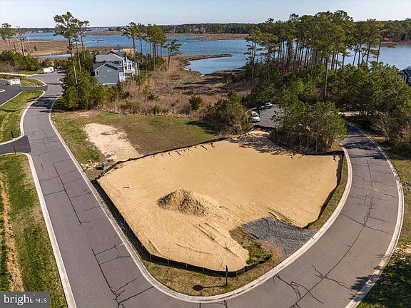 2nd image of LOT 10613 264 Siren Ln